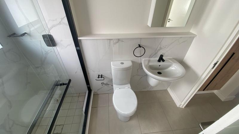 To Let 2 Bedroom Property for Rent in Richwood Western Cape